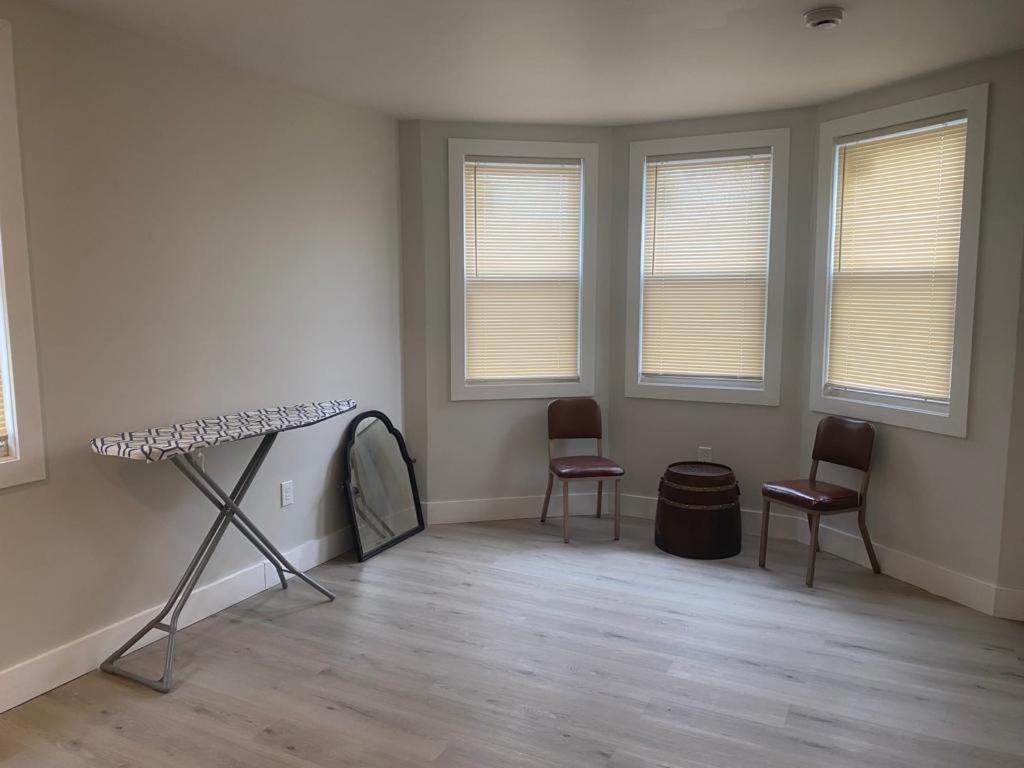 King Suite 8Mins To Newark Airport מראה חיצוני תמונה
